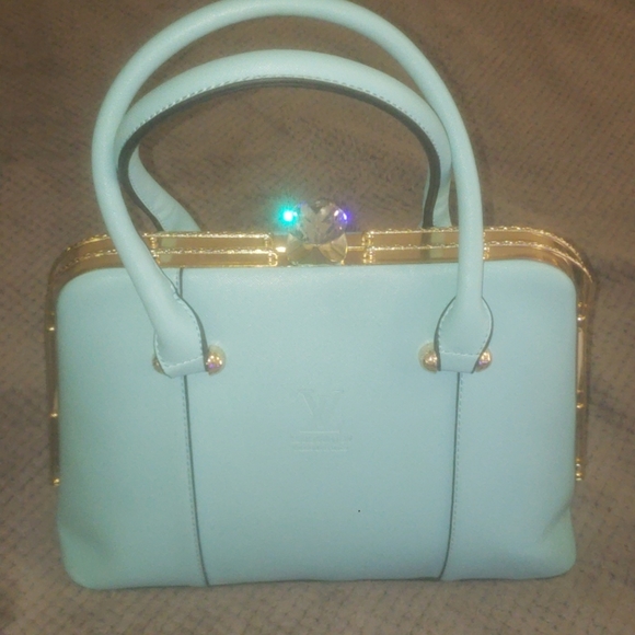 Purse - Picture 2 of 2